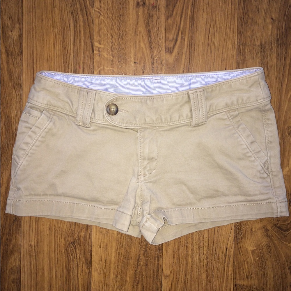 Red 🐫 khaki size 3